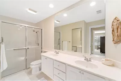 5651 Modena Place, Sarasota, FL 34238 - Photo 11