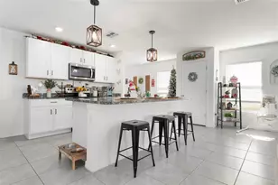 10215 Charlotte Dr., Parrish, FL 34219 - Photo 9