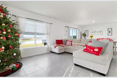 10215 Charlotte Drive, Parrish, FL 34219 - Photo 5