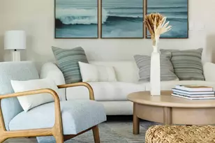 4068 Gold Dust Ln, Sarasota, FL 34243 - Photo 9