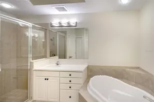 1921 Monte Carlo Dr, Sarasota, FL 34231 - Photo 13