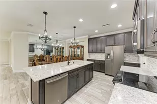 5941 Amberly Dr, Bradenton, FL 34208 - Photo 9