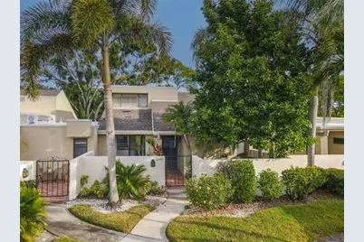 2375 Lakeside Mews #D2, Sarasota, FL 34235 - Photo 5