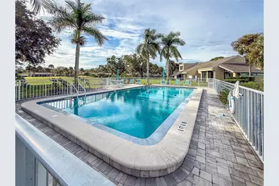 2375 Lakeside Mews #D2, Sarasota, FL 34235 - Photo 13