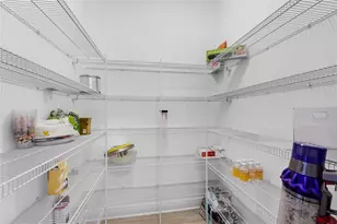 8526 Frangipani Terrace, Sarasota, FL 34240 - Photo 31