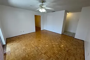 1140 84th Ave N, Saint Petersburg, FL 33702 - Photo 3