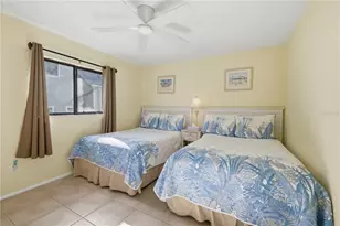 117 Neptune Ln, Holmes Beach, FL 34217 - Photo 31