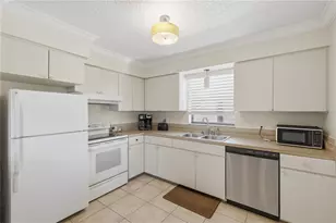 117 Neptune Ln, Holmes Beach, FL 34217 - Photo 25