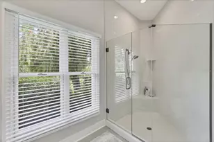 3386 Charles MacDonald Dr, Sarasota, FL 34240 - Photo 39