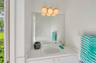 3386 Charles MacDonald Dr, Sarasota, FL 34240 - Photo 45