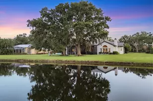 3386 Charles MacDonald Dr, Sarasota, FL 34240 - Photo 9