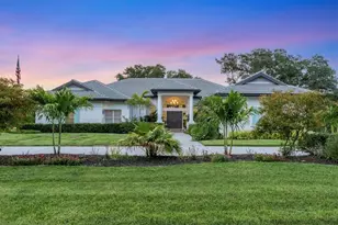 3386 Charles MacDonald Dr, Sarasota, FL 34240 - Photo 3