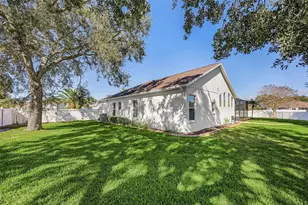 2808 Duncan Tree Cir, Valrico, FL 33594 - Photo 47