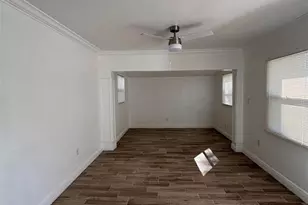 3925 Mesa Ave, Sarasota, FL 34233 - Photo 9