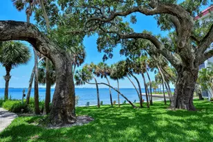 1100 Imperial Dr, Sarasota, FL 34236 - Photo 29