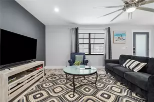 1011 67th Ave Dr W, Bradenton, FL 34207 - Photo 9