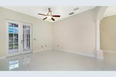 4707 Clipper Drive, Bradenton, FL 34208 - Photo 9