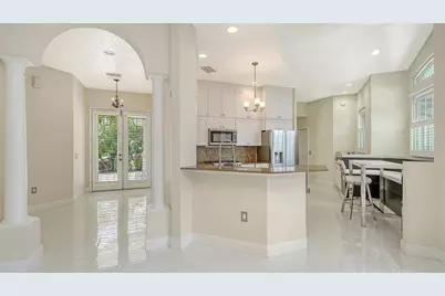 4707 Clipper Drive, Bradenton, FL 34208 - Photo 5