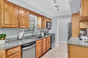 3350 S Osprey Ave, Sarasota, FL 34239 - Photo 15