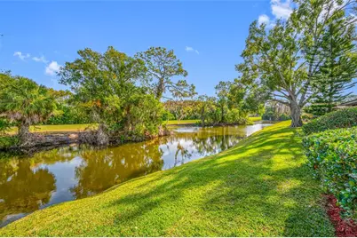 140 Michaels Circle, Oldsmar, FL 34677 - Photo 9