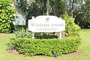 140 Michaels Cir, Oldsmar, FL 34677 - Photo 13