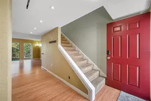 140 Michaels Cir, Oldsmar, FL 34677 - Photo 19