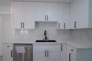 1461 Royal Rd, Venice, FL 34293 - Photo 13