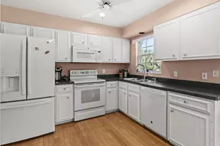 5704 34th Ct W, Bradenton, FL 34210 - Photo 17