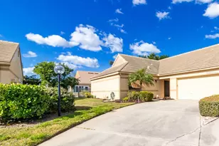 5704 34th Ct W, Bradenton, FL 34210 - Photo 3