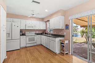 5704 34th Ct W, Bradenton, FL 34210 - Photo 19