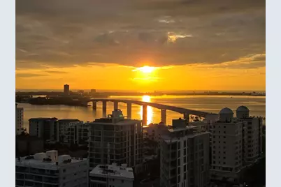 1155 N Gulfstream Avenue #1704, Sarasota, FL 34236 - Photo 3