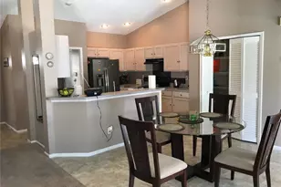 5010 44th St W, Bradenton, FL 34210 - Photo 5