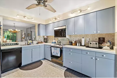 6101 34th Street W #16A, Bradenton, FL 34210 - Photo 9