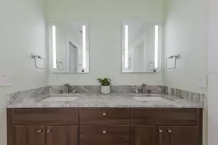 426 N Shore Dr, Sarasota, FL 34234 - Photo 27