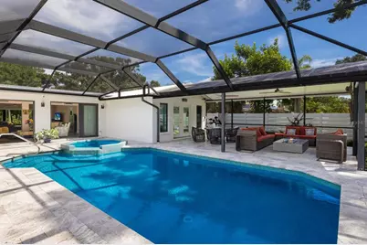 426 N Shore Drive, Sarasota, FL 34234 - Photo 5