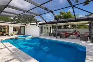 426 N Shore Dr, Sarasota, FL 34234 - Photo 5