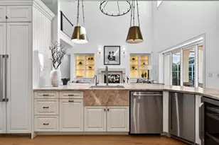 1349 Harbor Dr, Sarasota, FL 34239 - Photo 21