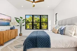 2303 Loma Linda St, Sarasota, FL 34239 - Photo 23