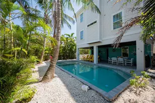 2201 Avenue C, Bradenton Beach, FL 34217 - Photo 59