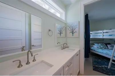 2201 Avenue C, Bradenton Beach, FL 34217 - Photo 53