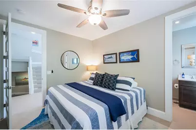2201 Avenue C, Bradenton Beach, FL 34217 - Photo 43