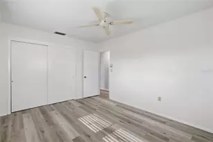 3905 Joyce Dr, Bradenton, FL 34208 - Photo 13