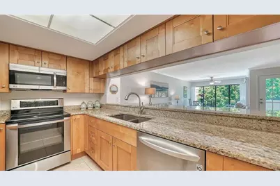 835 S Osprey Avenue #201, Sarasota, FL 34236 - Photo 13