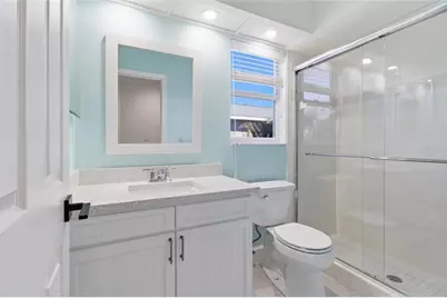 2502 Avenue B, Bradenton Beach, FL 34217 - Photo 51