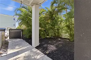 2502 Avenue B, Bradenton Beach, FL 34217 - Photo 53