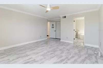 2502 Avenue B, Bradenton Beach, FL 34217 - Photo 45