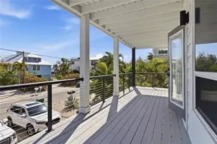 2502 Avenue B, Bradenton Beach, FL 34217 - Photo 37