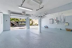 2502 Avenue B, Bradenton Beach, FL 34217 - Photo 61