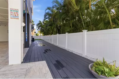 2502 Avenue B, Bradenton Beach, FL 34217 - Photo 57