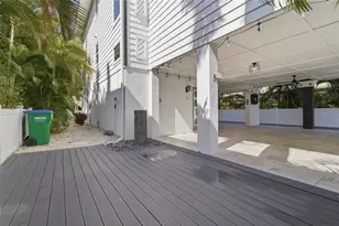 2502 Avenue B, Bradenton Beach, FL 34217 - Photo 59